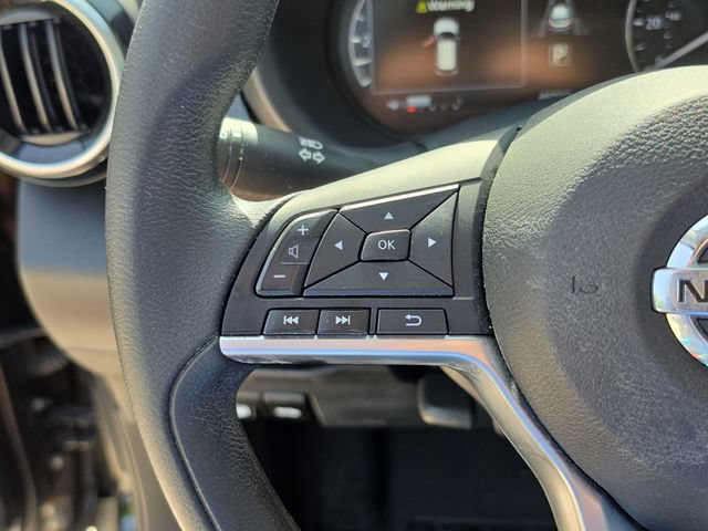 Certified 2021 Nissan Kicks SV FWD image 28