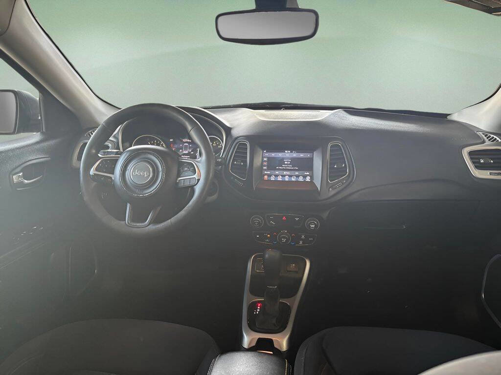 Used 2018 Jeep Compass Sport w/ Tech Group image 22