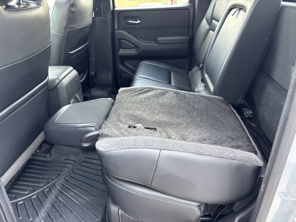 Used 2022 Nissan Frontier PRO-4X AWD/4WD image 23