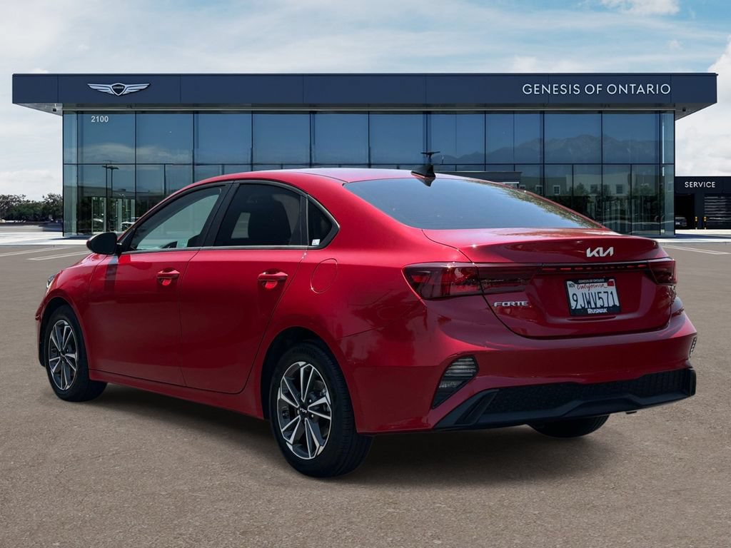 Used 2024 Kia Forte LXS FWD image 2