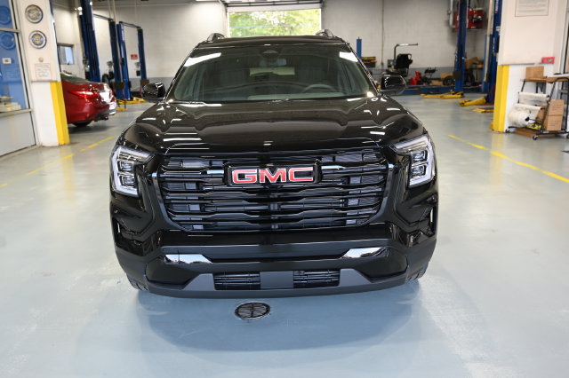 New 2027 GMC Terrain Elevation w/ Black Edition FWD image 2