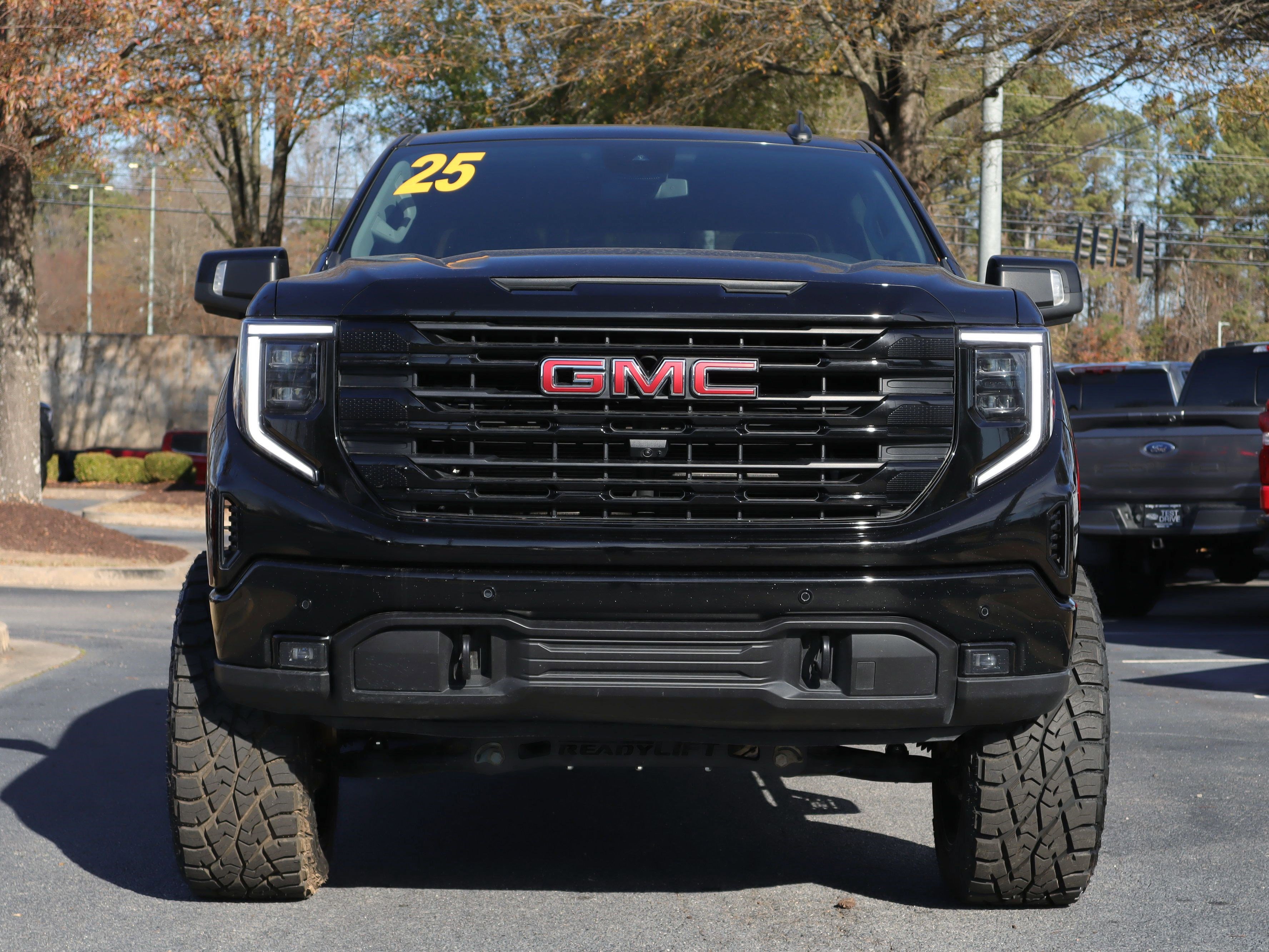 Used 2025 GMC Sierra 1500 Elevation w/ Elevation Premium Package image 29