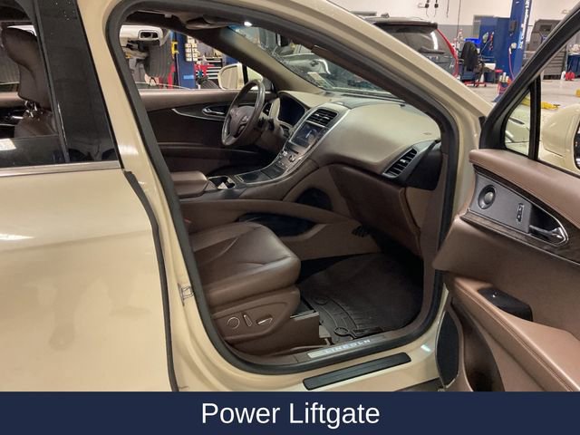 Used 2018 Lincoln MKX Reserve w/ Driver Assistance Package AWD/4WD image 15