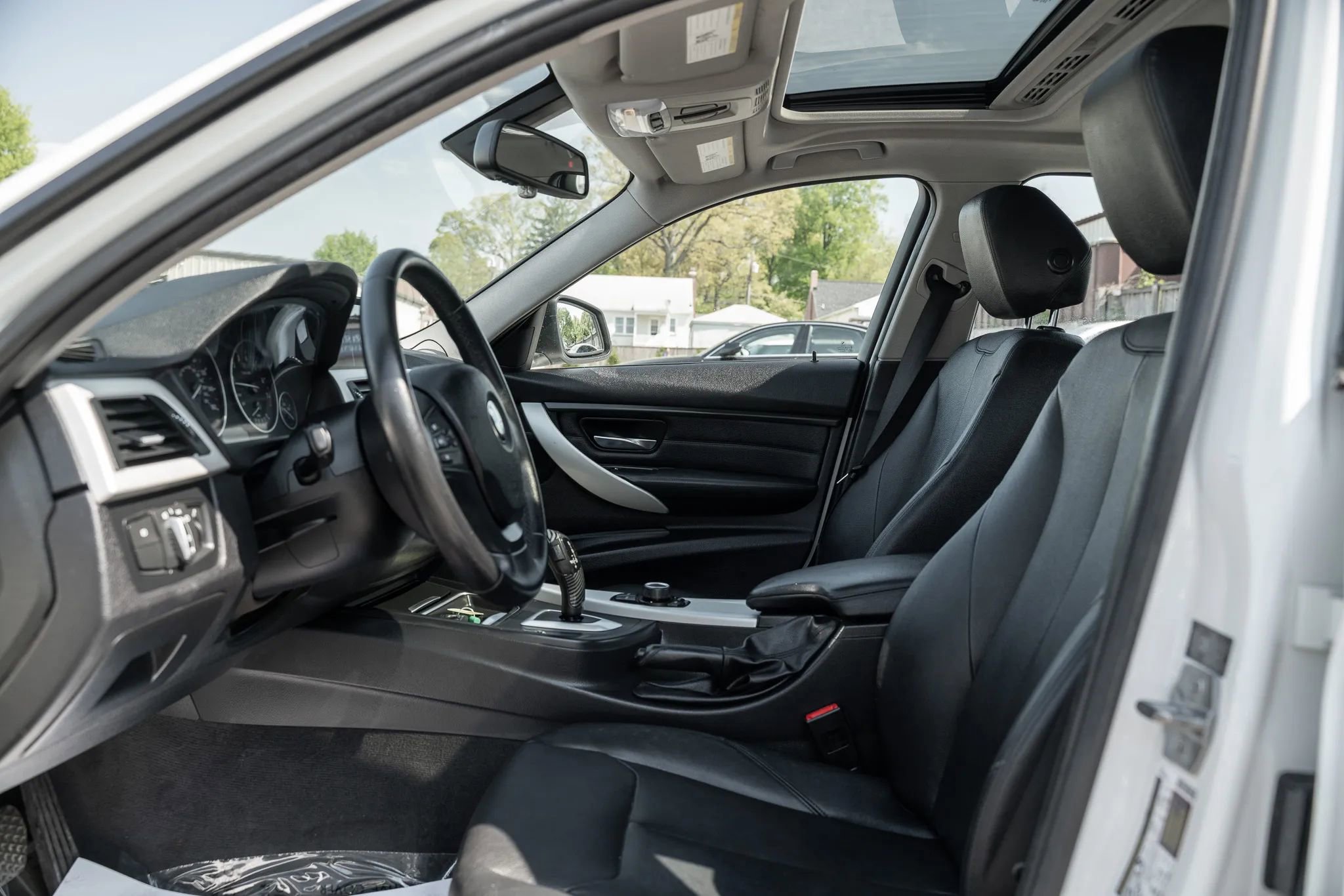 Used 2013 BMW 328i Sedan RWD image 7