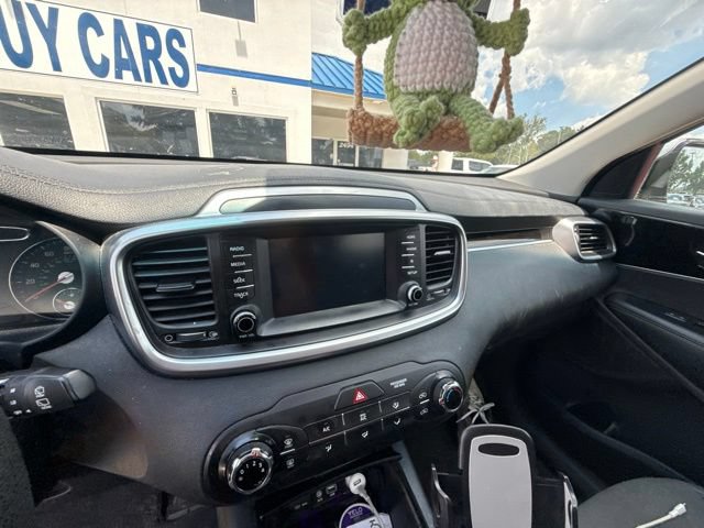 Used 2019 Kia Sorento L FWD image 50