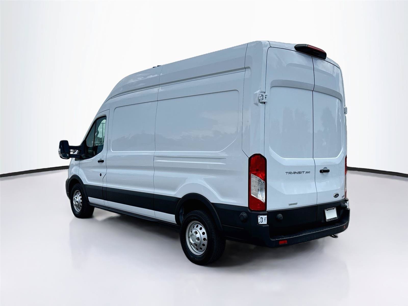 Used 2024 Ford Transit 350 148 High Roof RWD image 24