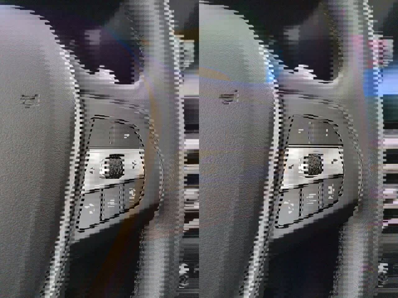 Used 2024 BMW 330i xDrive Sedan image 26