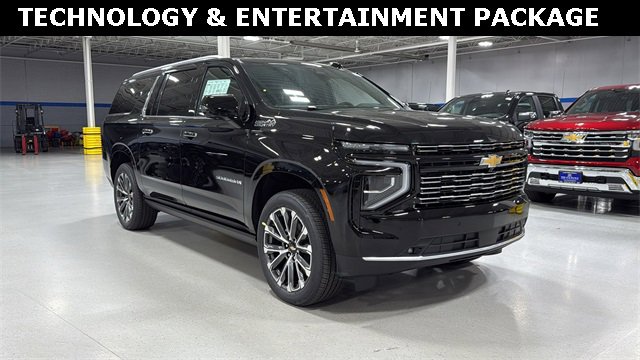 New 2026 Chevrolet Suburban High Country image 2