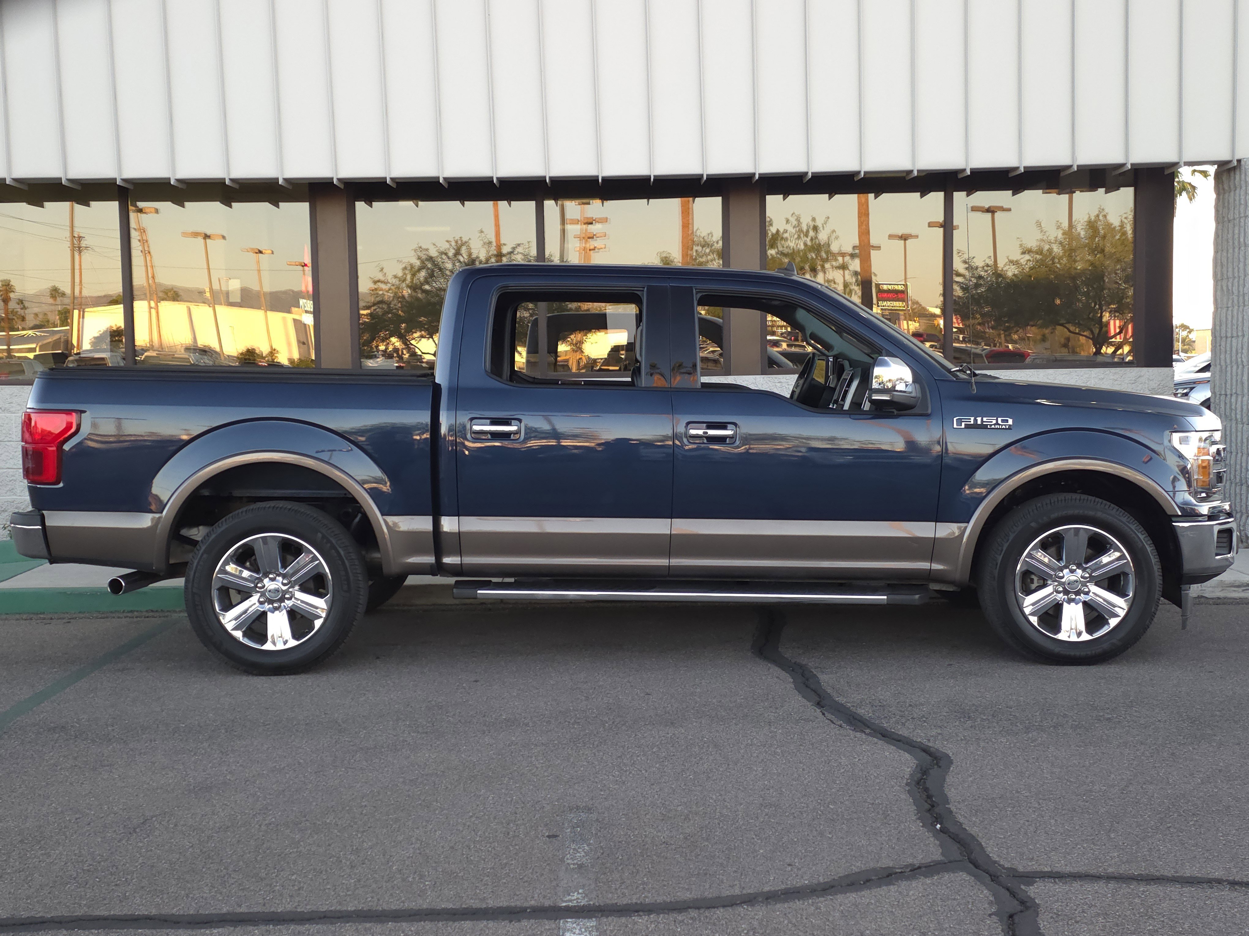 Used 2020 Ford F150 Lariat image 4