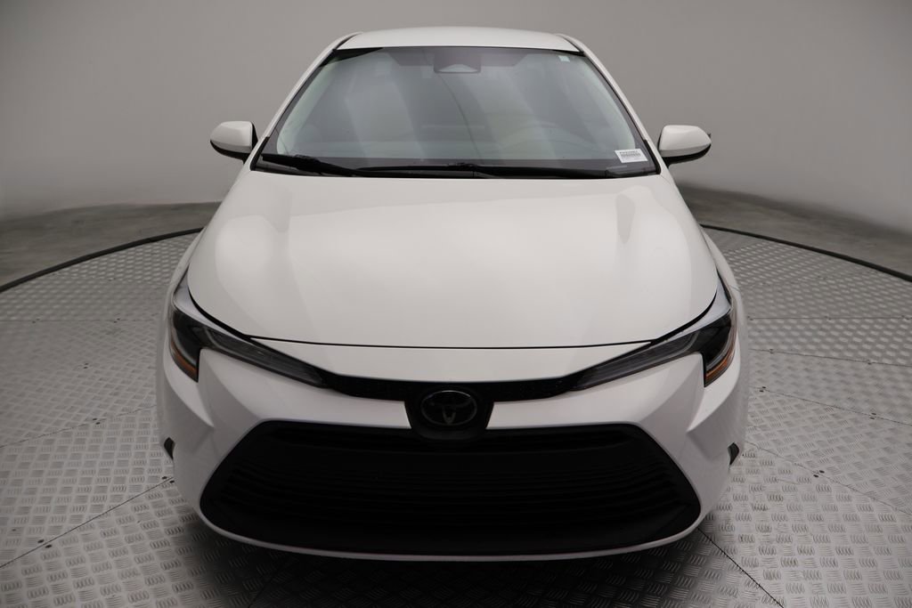 Certified 2023 Toyota Corolla LE FWD image 5