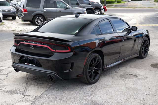 Used 2018 Dodge Charger R/T w/ Beats Audio Group RWD image 14