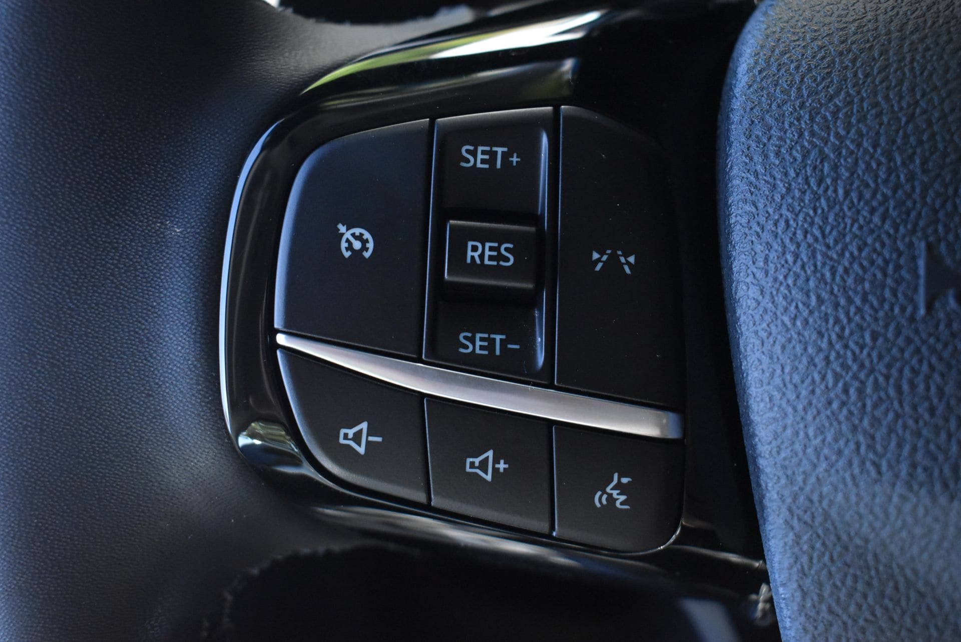 Used 2023 Ford Escape Active w/ Cold Weather Package FWD image 20