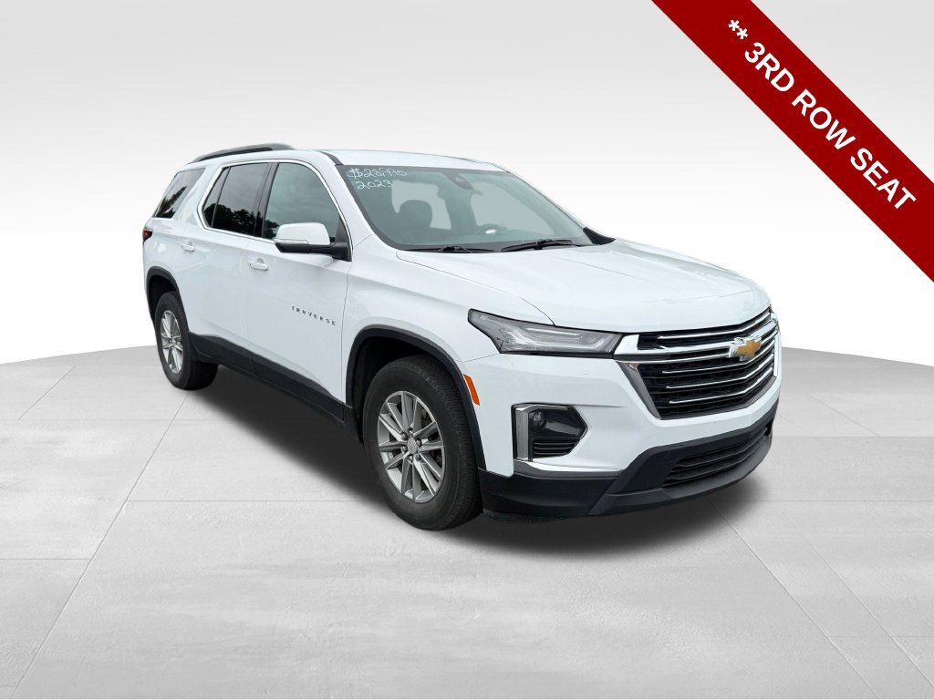 Used 2023 Chevrolet Traverse LT w/ LPO, Floor Liner Package AWD/4WD image 9