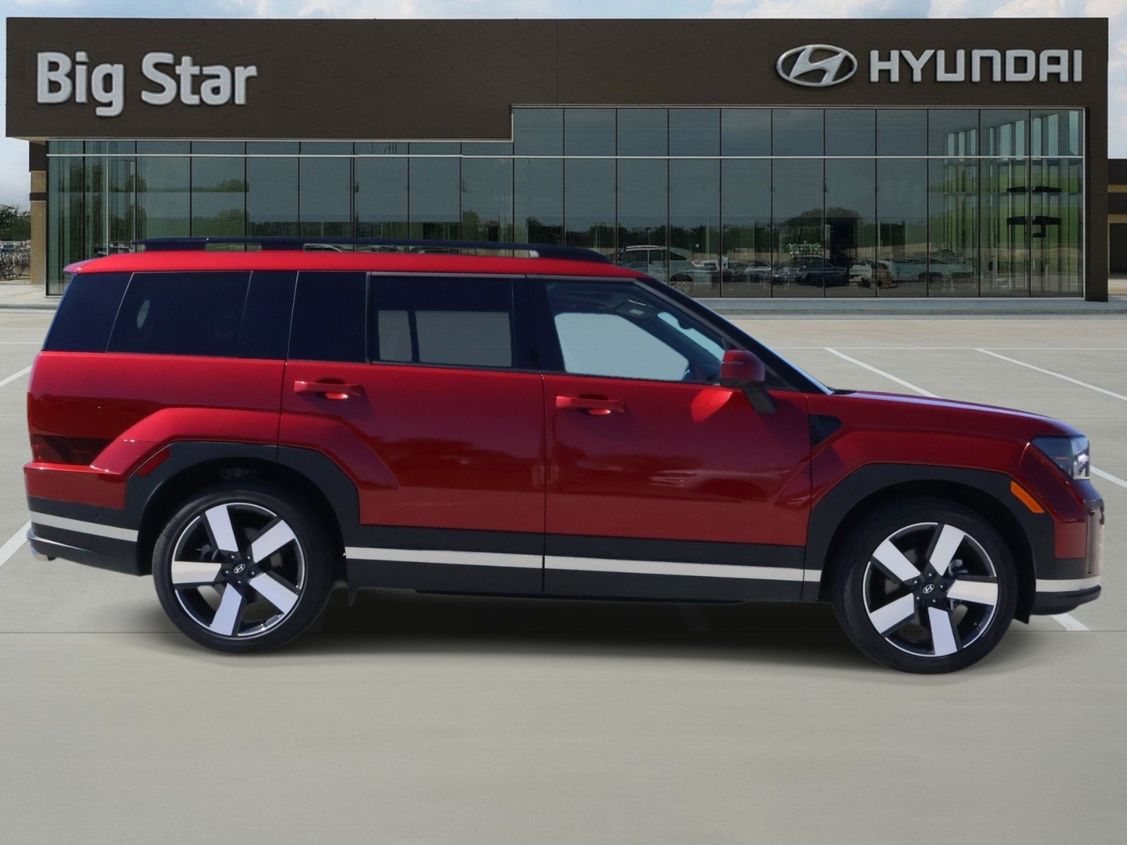 Used 2025 Hyundai Santa Fe Limited FWD image 5