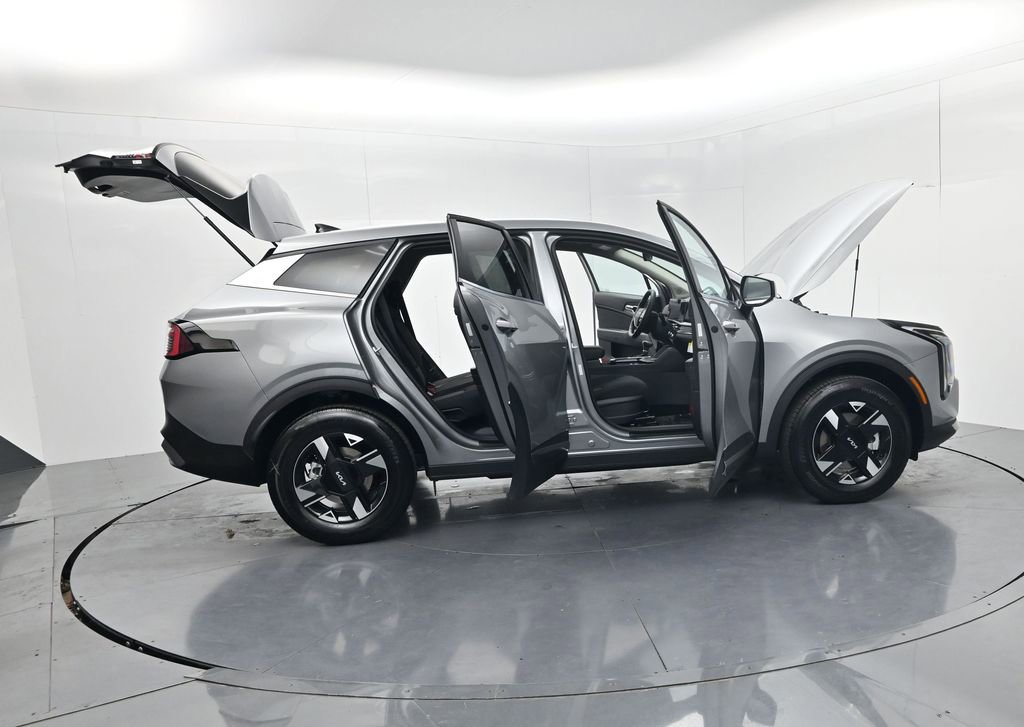 New 2026 Kia Sportage LX image 57