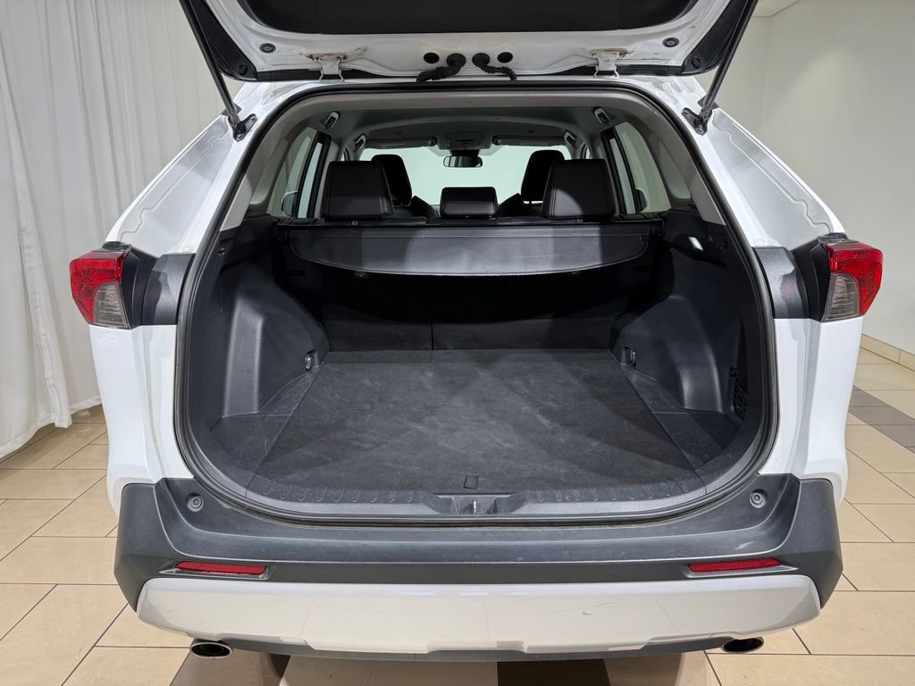 Used 2024 Toyota RAV4 Adventure AWD/4WD image 11