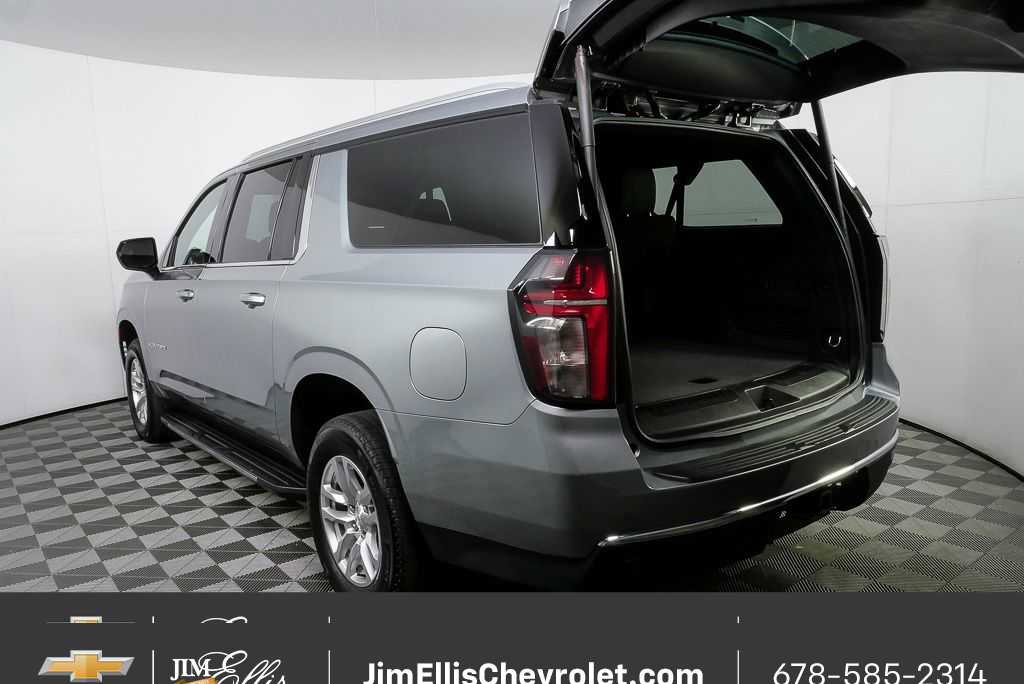 Certified 2024 Chevrolet Suburban LT image 34