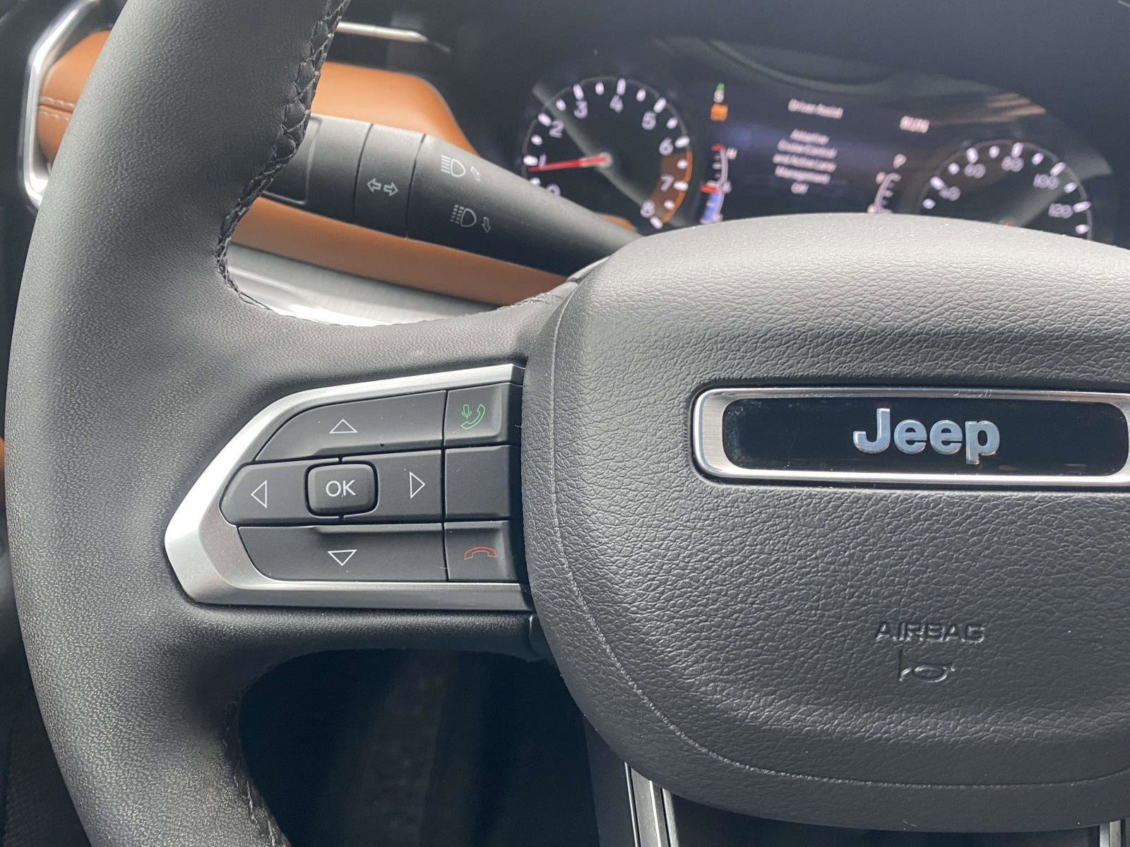Certified 2024 Jeep Compass Limited image 5