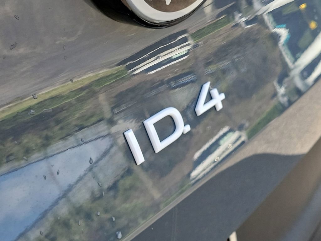 Used 2024 Volkswagen ID.4 S image 5