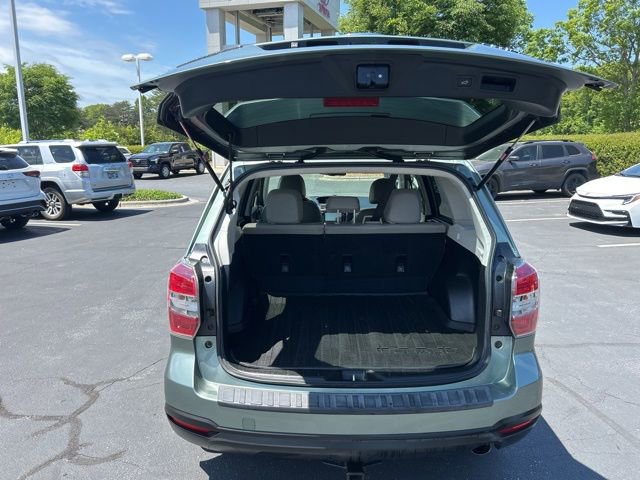 Used 2016 Subaru Forester 2.5i Limited AWD/4WD image 9
