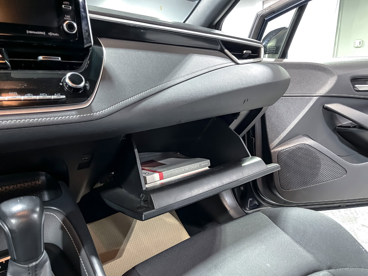 Used 2021 Toyota Corolla SE image 26