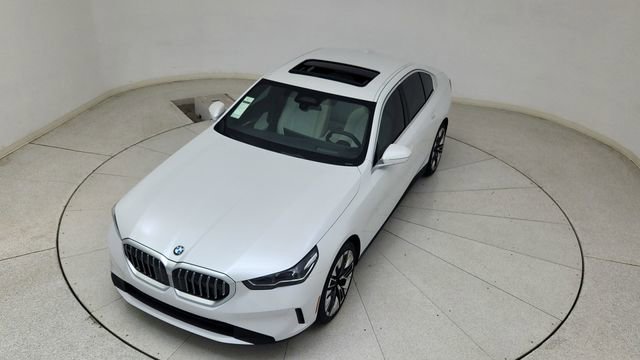 Used 2026 BMW 540i xDrive image 77