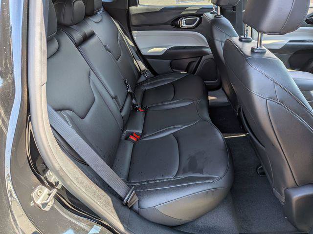 Certified 2025 Jeep Compass Limited image 25