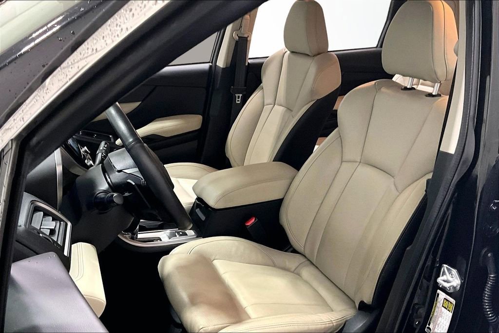 Used 2022 Subaru Ascent Limited image 21