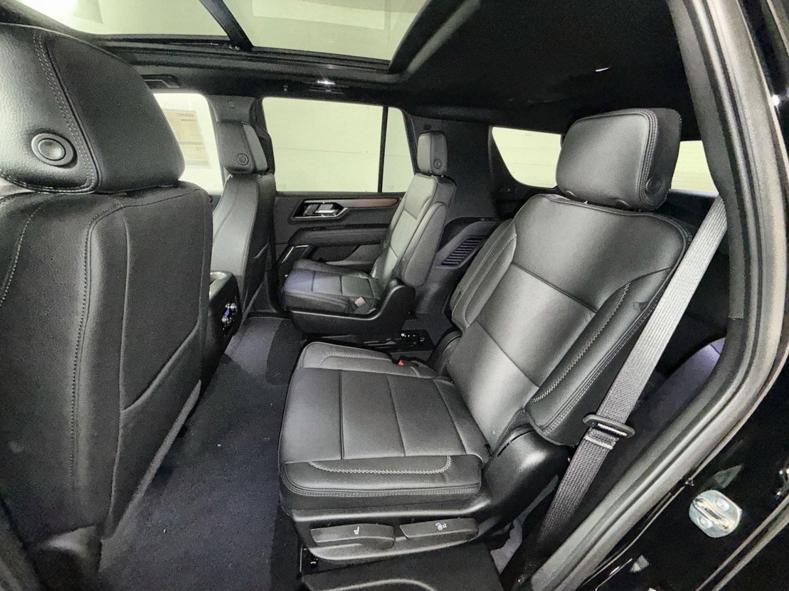 New 2026 GMC Yukon Denali image 25