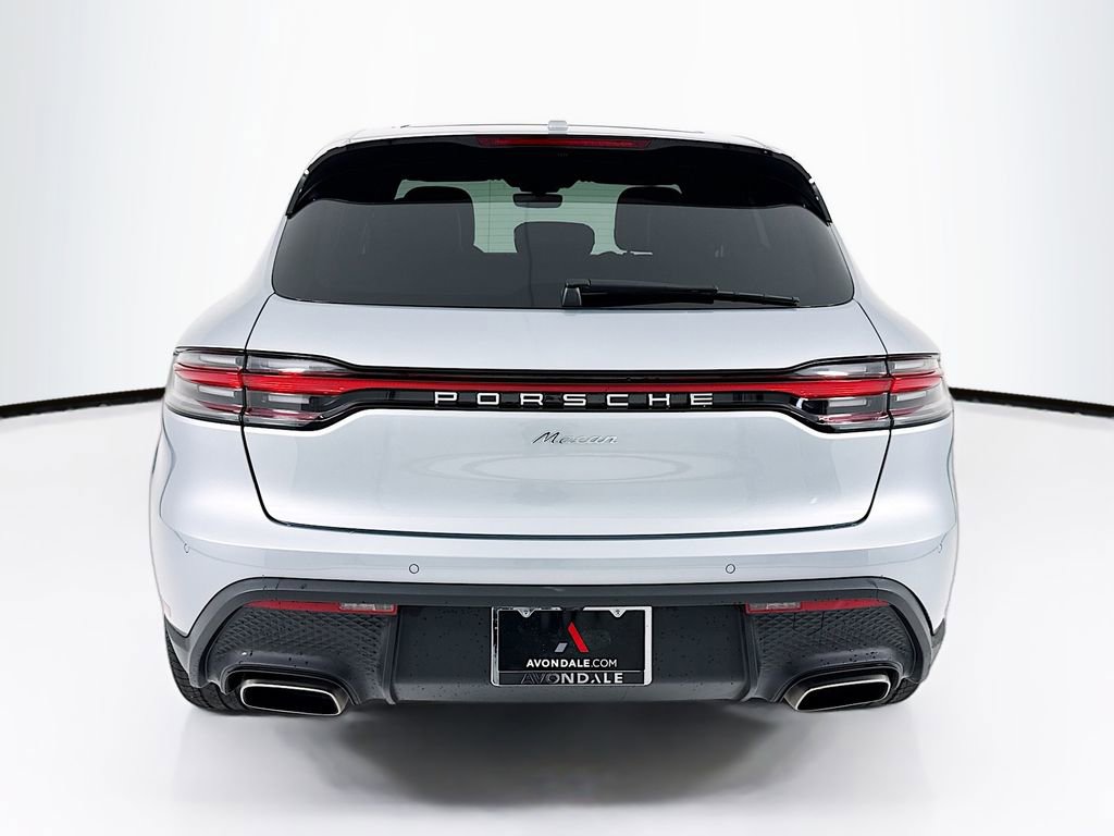 Certified 2025 Porsche Macan image 10