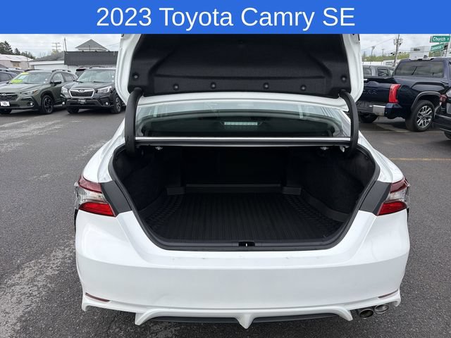 Used 2023 Toyota Camry SE AWD/4WD image 28