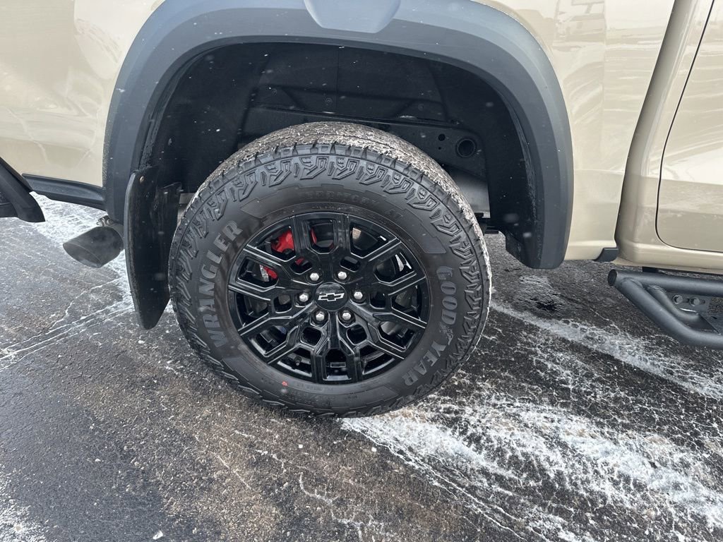 Certified 2024 Chevrolet Colorado Trail Boss w/ Advanced Trailering Package image 26