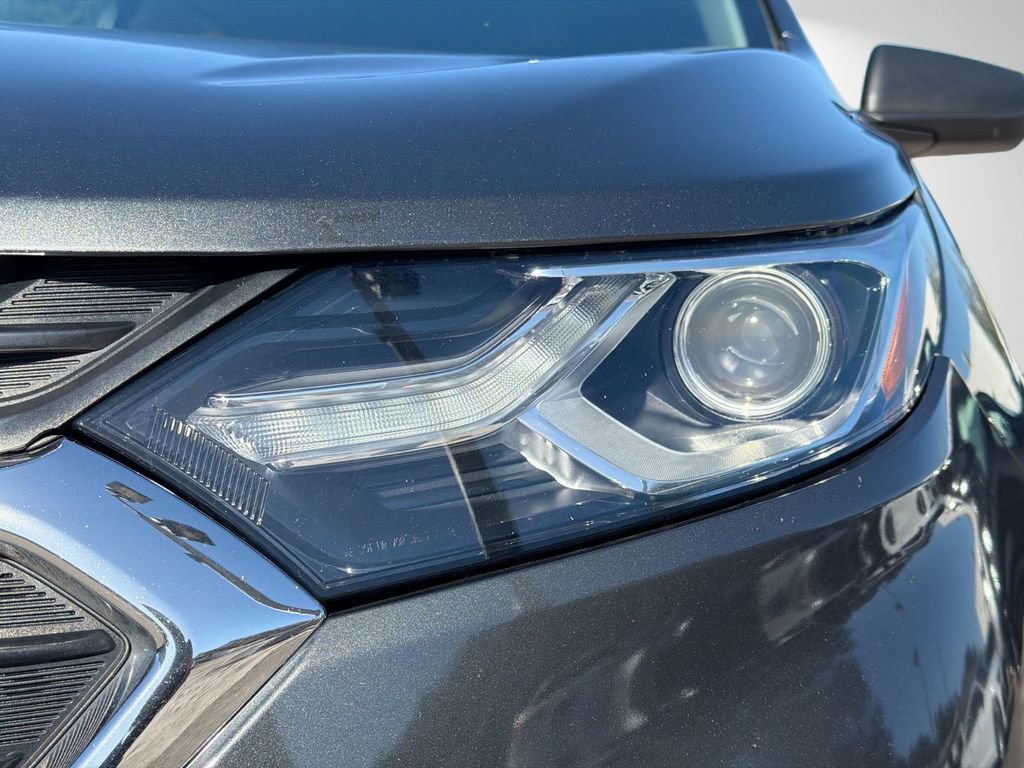 Used 2020 Chevrolet Equinox LS w/ LS Convenience Package image 9