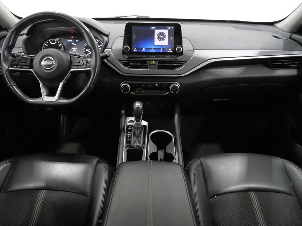 Used 2024 Nissan Altima 2.5 SR FWD image 9