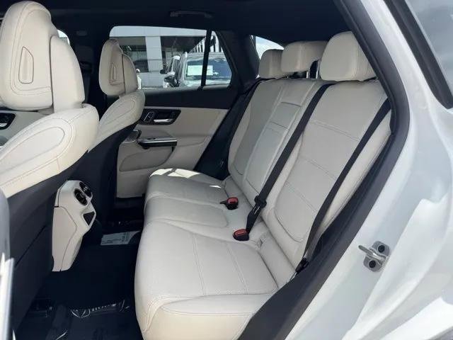 New 2025 Mercedes-Benz GLC 300 image 15
