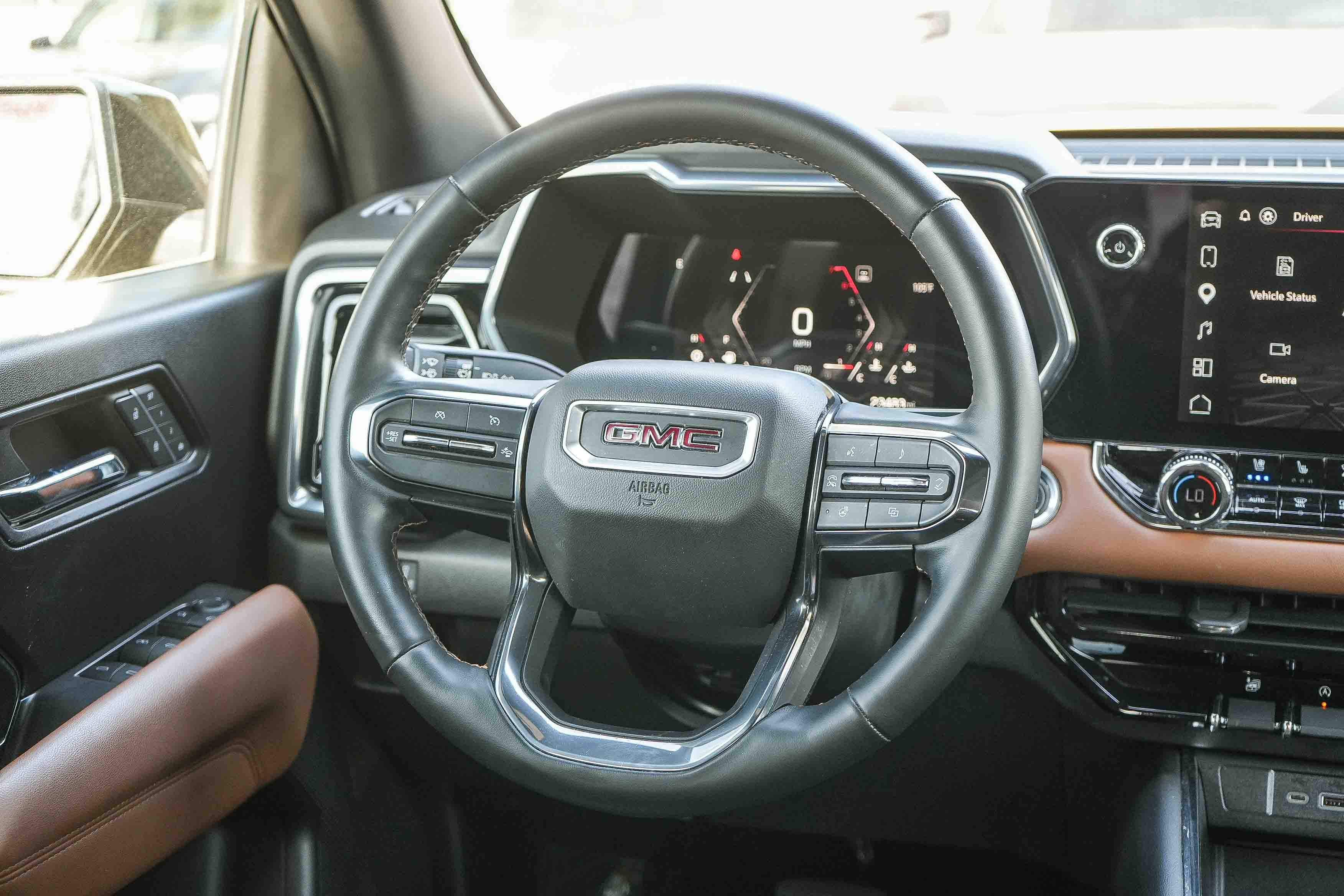 Used 2023 GMC Canyon AT4 w/ AT4 Premium Package AWD/4WD image 15