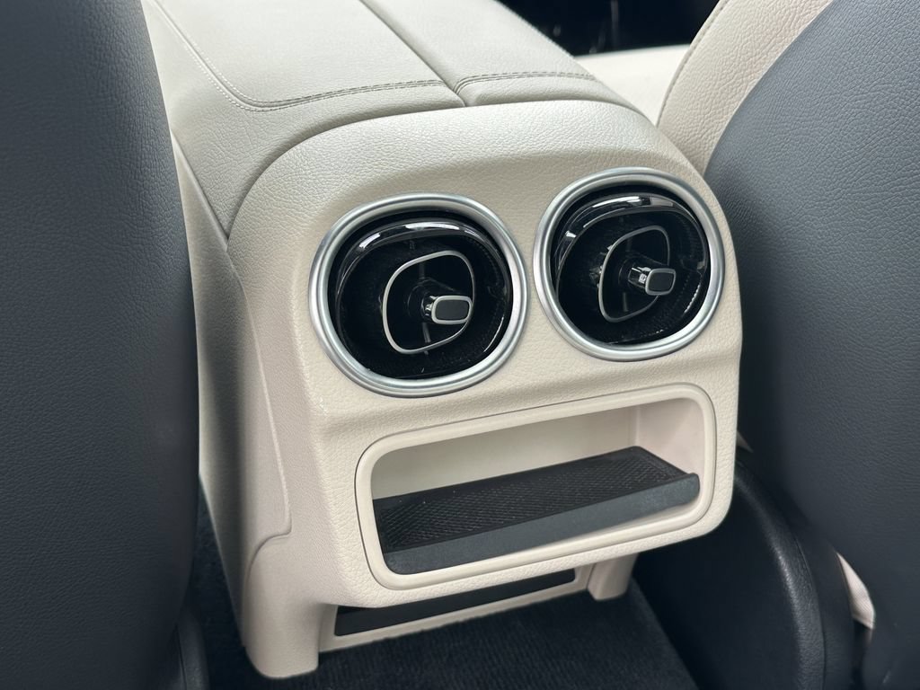 Certified 2023 Mercedes-Benz C 300 4MATIC Sedan image 27