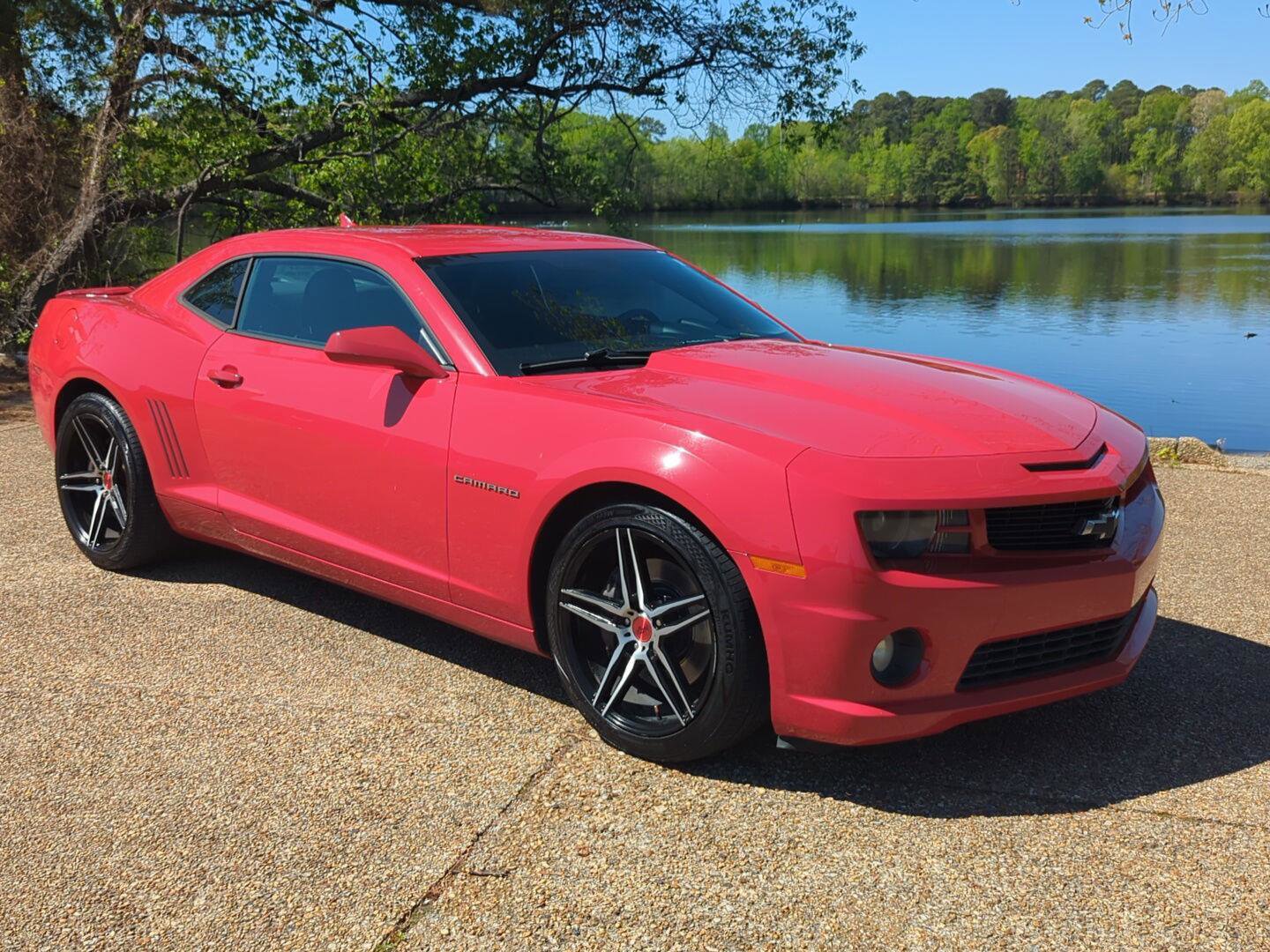 Used 2012 Chevrolet Camaro SS w/ RS Package image 2