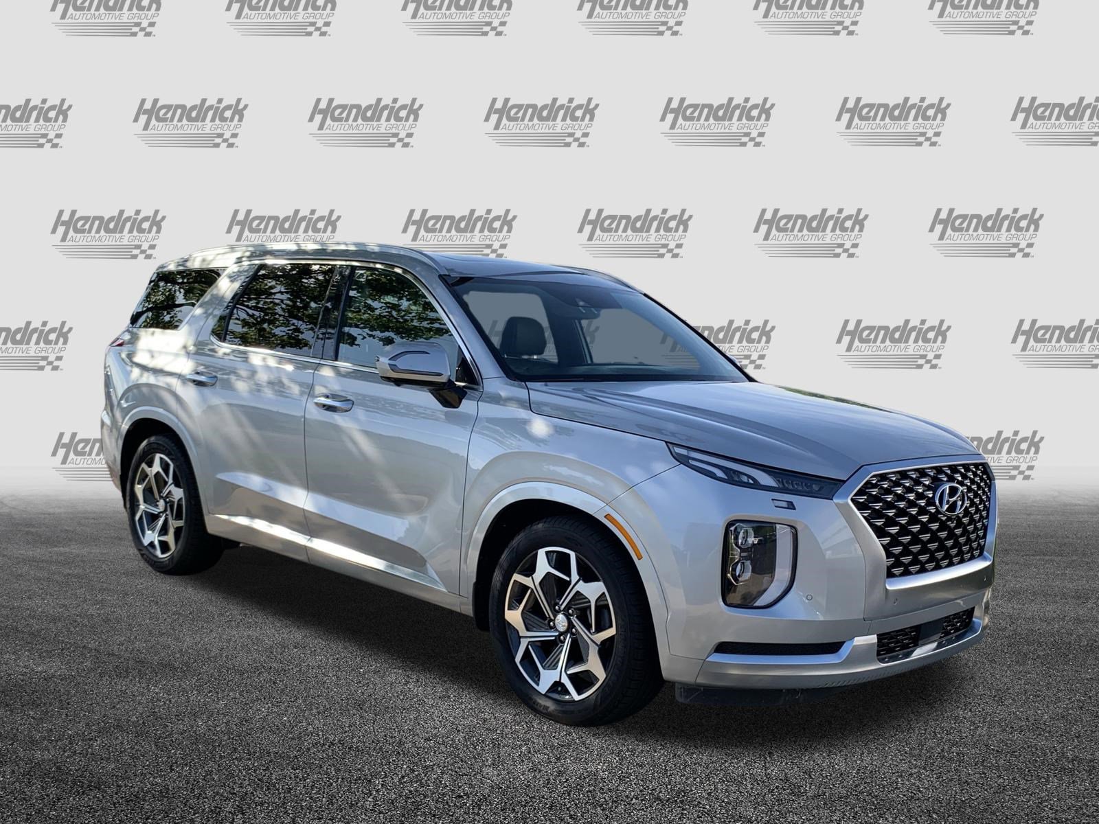 Used 2021 Hyundai Palisade Calligraphy w/ Cargo Package image 2