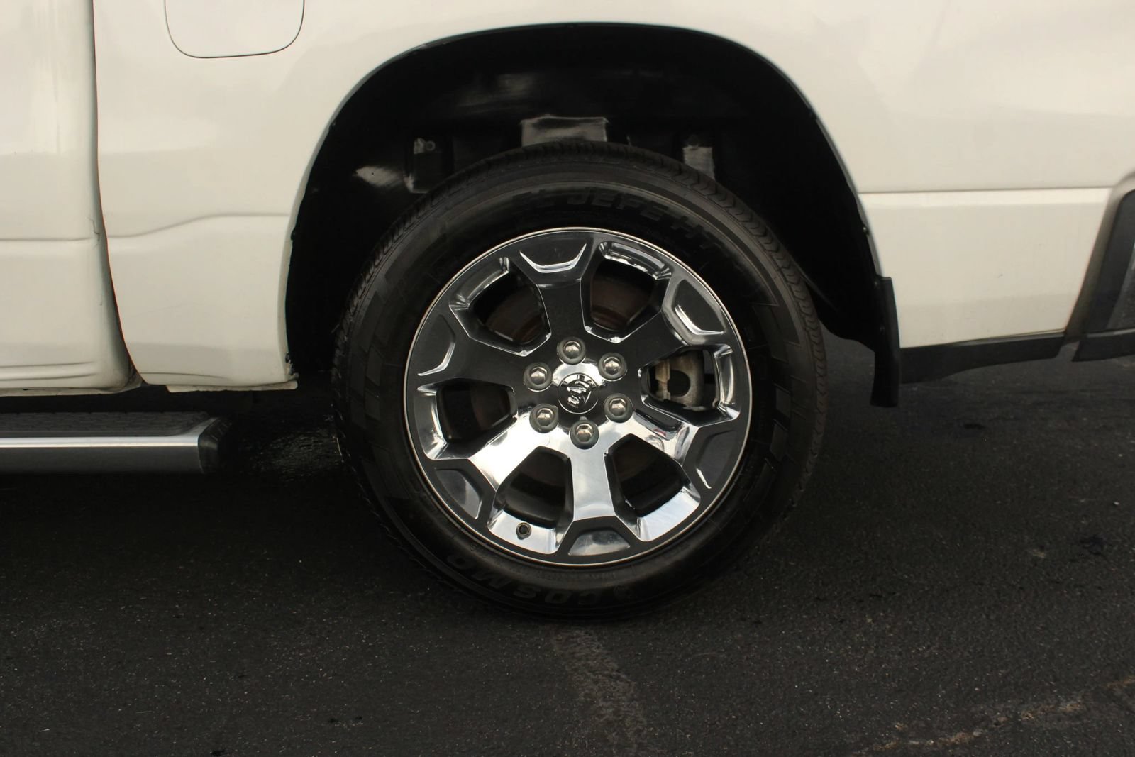 Used 2019 RAM 1500 Big Horn AWD/4WD image 4