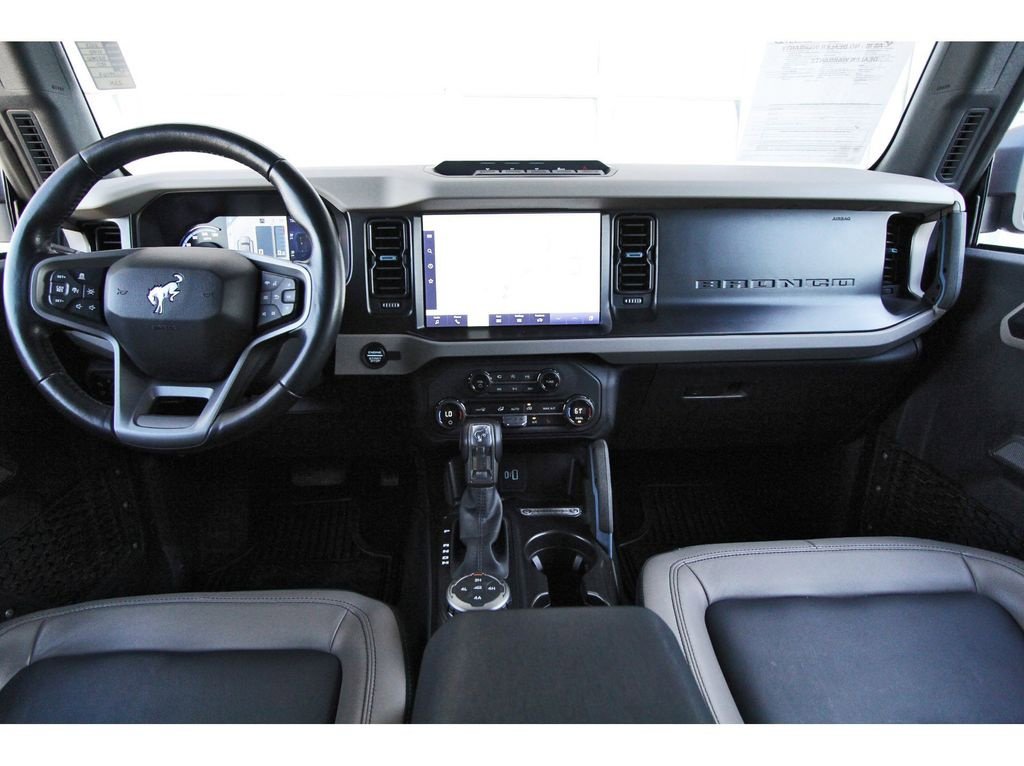 Used 2023 Ford Bronco Wildtrak image 9