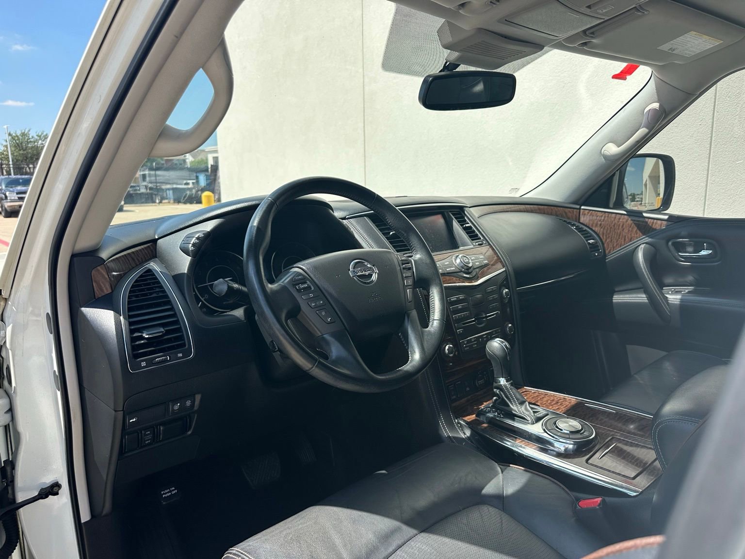 Used 2020 Nissan Armada SL w/ Premium Package RWD image 11