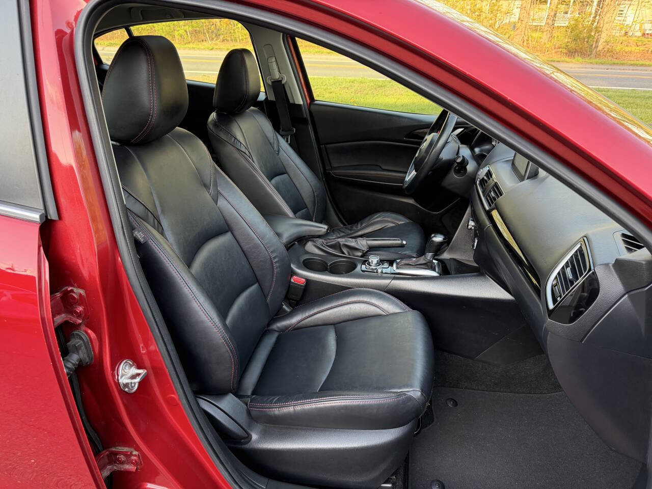 Used 2016 MAZDA MAZDA3 i Grand Touring FWD image 27