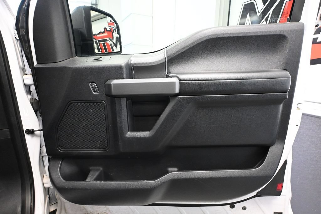 Used 2016 Ford F150 XLT w/ Equipment Group 301A Mid AWD/4WD image 37