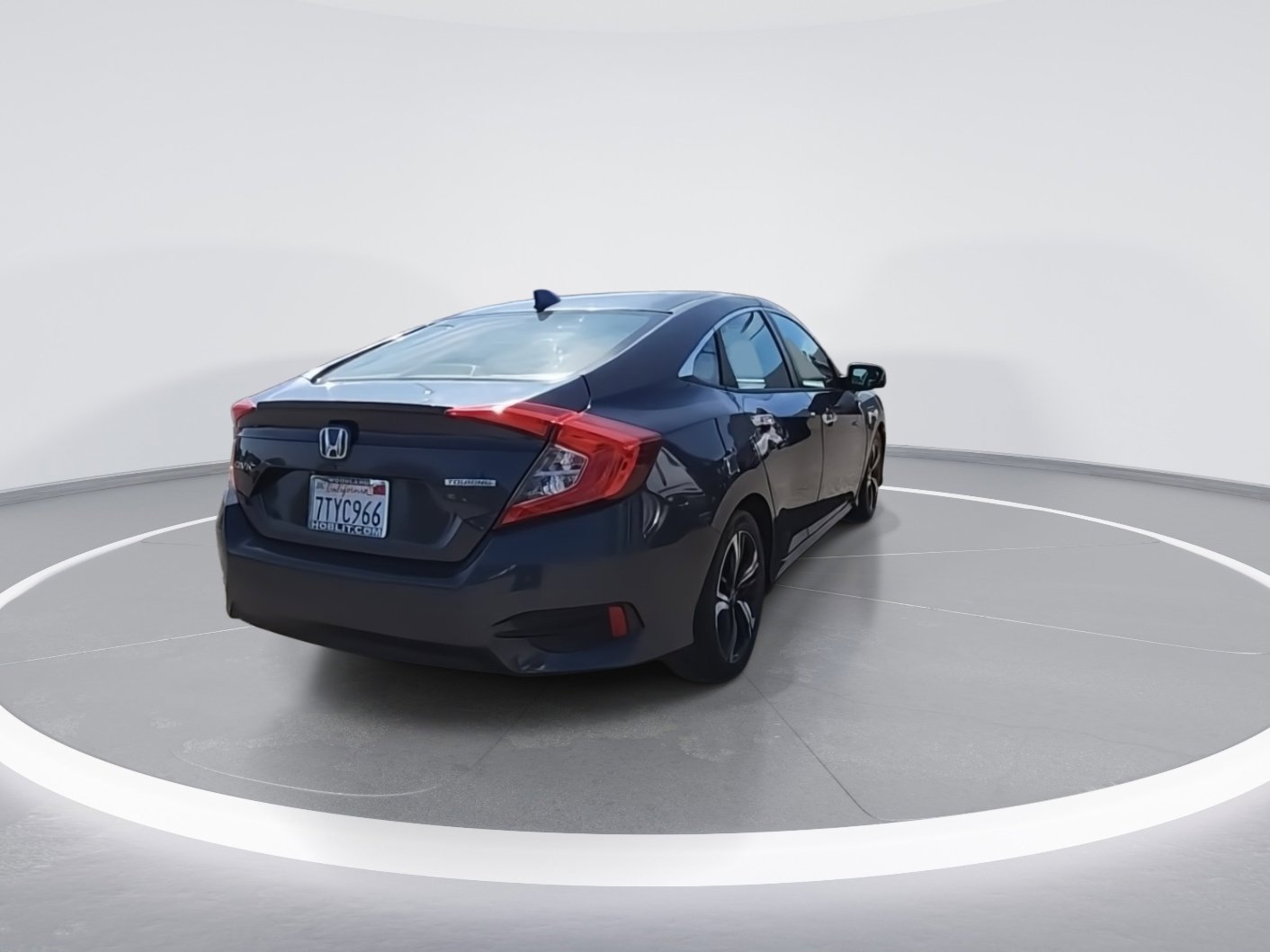 Used 2016 Honda Civic Touring image 7