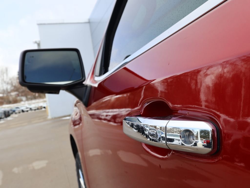 Certified 2021 Chevrolet Silverado 1500 LTZ w/ Technology Package image 11