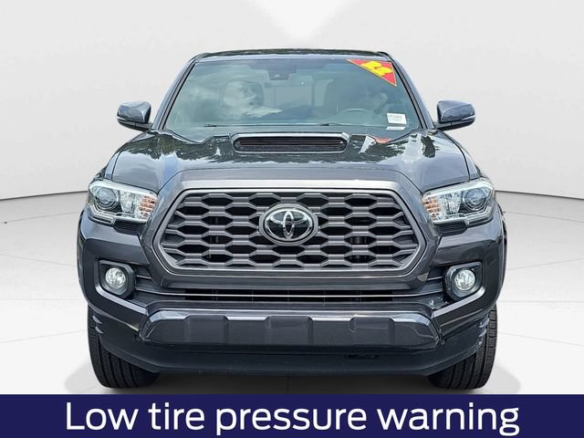 Used 2022 Toyota Tacoma TRD Sport w/ Technology Package RWD image 10