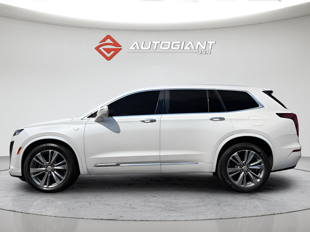 Used 2020 Cadillac XT6 Premium Luxury FWD image 3