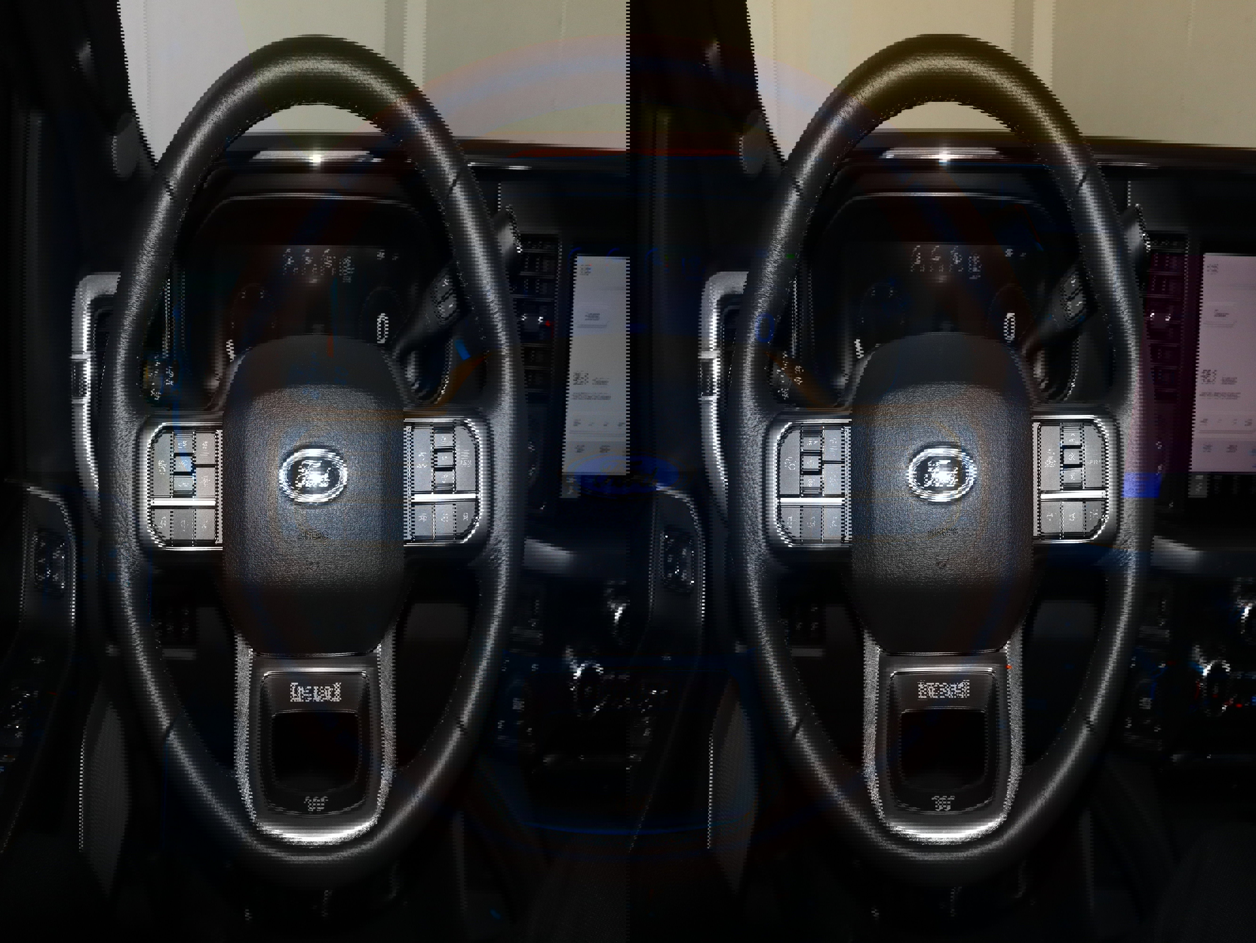 New 2026 Ford F350 King Ranch w/ FX4 Off-Road Package image 25