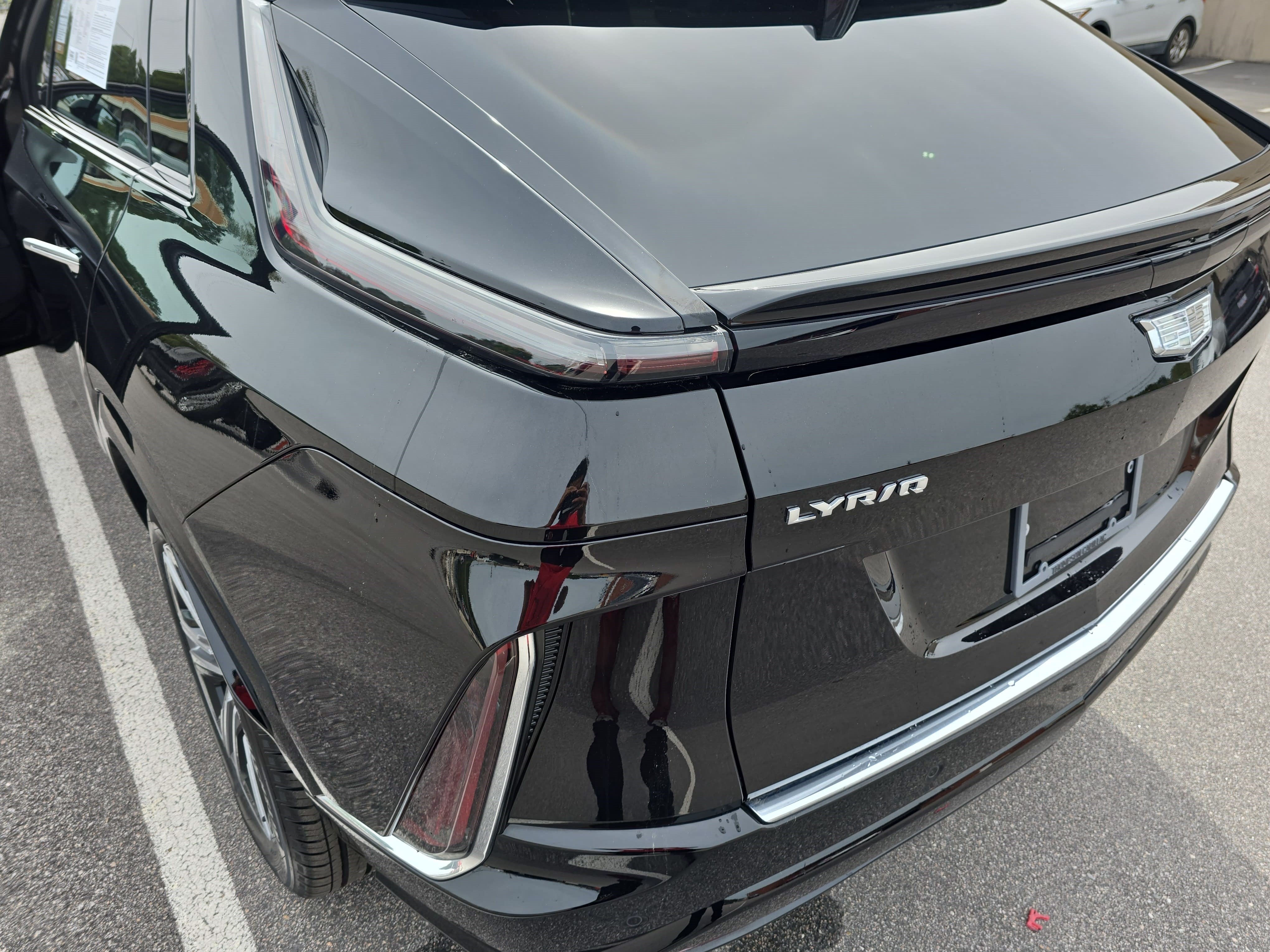 Certified 2024 Cadillac Lyriq Tech AWD/4WD image 36
